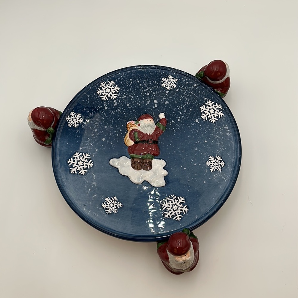 Santa Cake Plate | Pedestal Dessert Server by Home Interiors | Christmas Decor - Picture 6 of 16